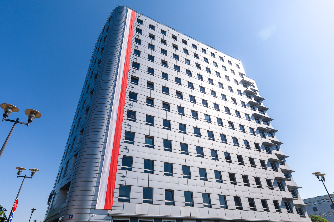 Ogółem w 2024 r. służby specjalne skierowały do IPN 13 424 zapytania